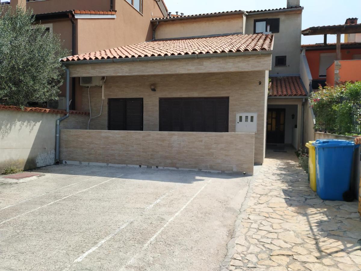 Zlatko Apartment *