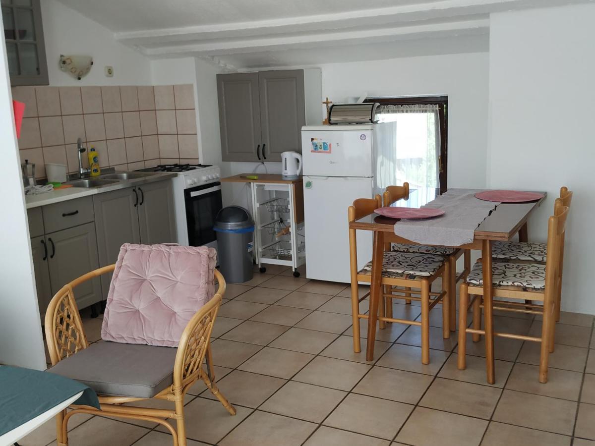 Zlatko Apartment