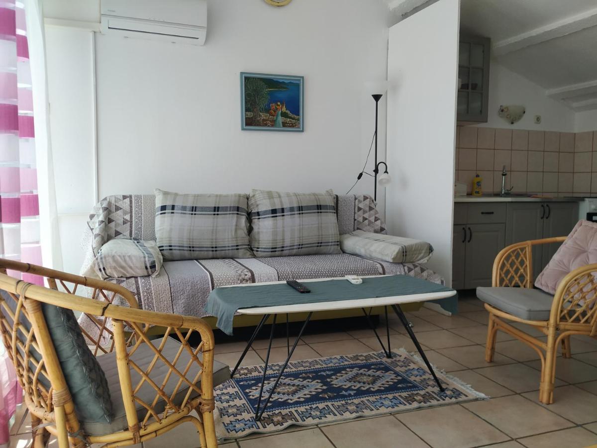 Apartment Zlatko Pula